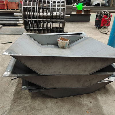 Moinho de martelo de madeira totalmente automático Máquina de moagem avançada para matéria-prima transformada C