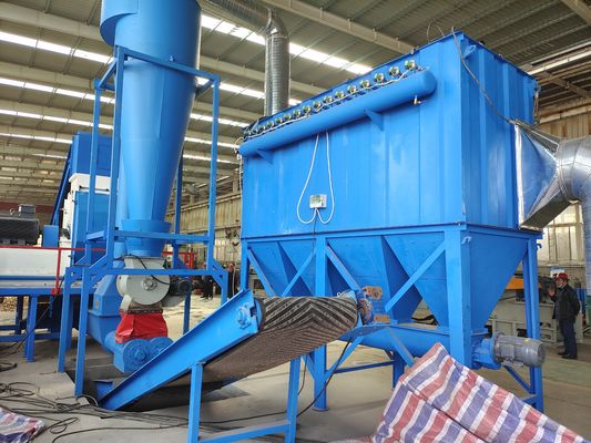 Máquina de fabricação de serradura de madeira industrial com 355kw de potência e 6000 kg de capacidade