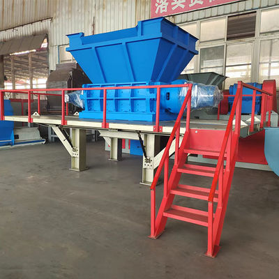 3000 kg/h Resíduos de madeira Pallet colchão triturador reciclagem de móveis de plástico eficientemente