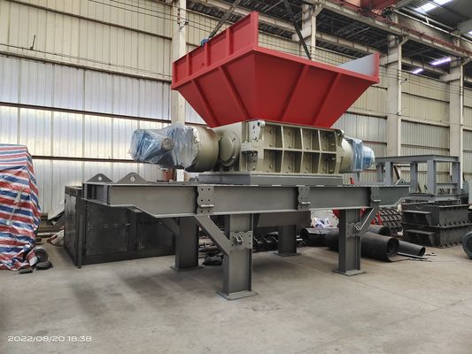 Triturador de eixo único de 110kW para esmagamento de resíduos industriais grandes e pequenos