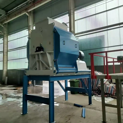 Máquina de trituração de paletes de madeira/moedor de 135 kW para oficinas de reparação de máquinas